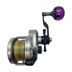 ΨΨ SHIMANO シマノ ベイトリール　11オシアジガー 2000NR-PG RH70 使用感有 ハンドル硬い 02763 Cランク