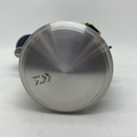 ΨΨ DAIWA ダイワ ベイトリール　15キャタリナＢＪ200ＳＨ-Ｌ キズ・サビ有本体のみ 613706