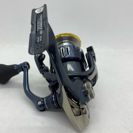 ΨΨ SHIMANO シマノ スピニングリール　17ツインパワーXD C3000XG  03746