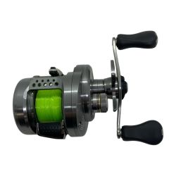 ΨΨ SHIMANO シマノ ベイトリール　17カルカッタコンクエストBFS HG 使用感有 シャリ感あり 03675 Bランク