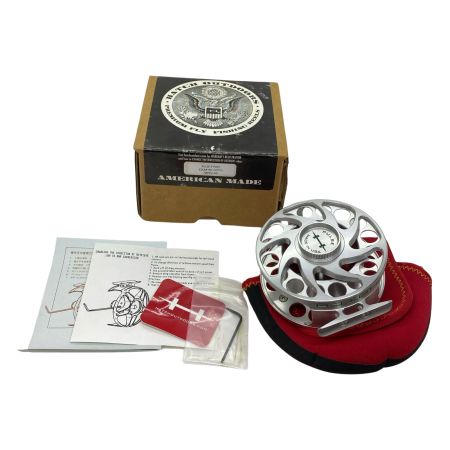 ΨΨ HATCH リール　フライリール　HATCH パルス 9PLUS