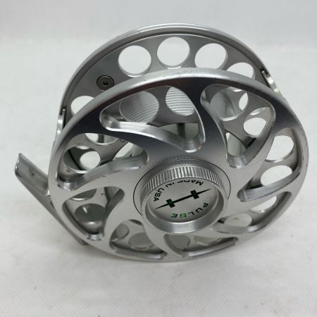 ΨΨ HATCH リール　フライリール　HATCH パルス 9PLUS