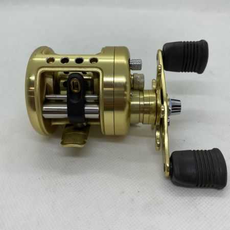 ΨΨ SHIMANO シマノ ベイトリール   カルカッタ51XT 