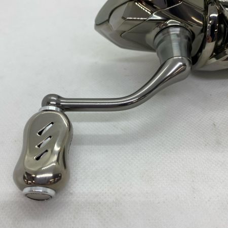 ΨΨ SHIMANO シマノ スピニングリール　18ステラ3000MHG-J 03807