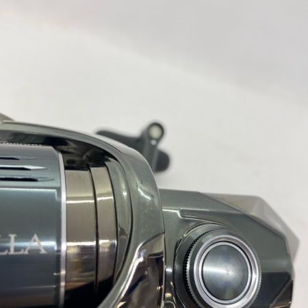 ΨΨ SHIMANO シマノ スピニングリール　22ステラ C3000MHG キズ有 箱付 043917