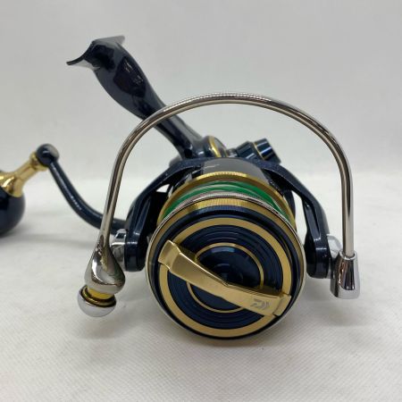 ΨΨ DAIWA ダイワ スピニングリール　ソルティガ 8000-P 袋付 000767 272735