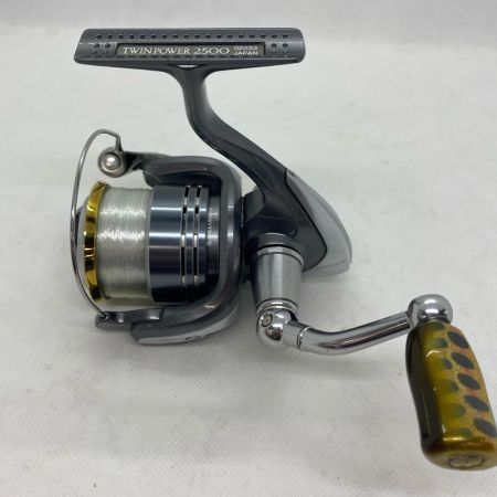 ΨΨ SHIMANO シマノ スピニングリール　08ツインパワー 2500 キズ有 箱付 スプール表記剥がれています 02233