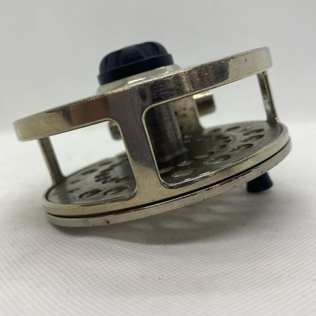 ΨΨ SHIMANO シマノ フライリール　ティトン9-11 キズ有　袋付き