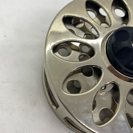 ΨΨ SHIMANO シマノ フライリール　ティトン9-11 キズ有　袋付き