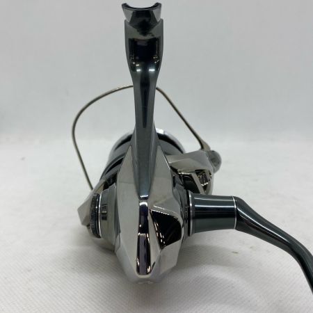 ΨΨ SHIMANO シマノ スピニングリール　22ステラ C5000XG 箱付 シャリ感有 043979