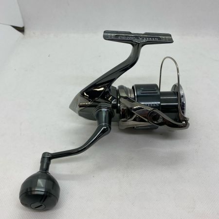 ΨΨ SHIMANO シマノ スピニングリール　22ステラ C5000XG 箱付 シャリ感有 043979