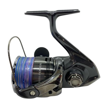 ΨΨ SHIMANO シマノ スピニングリール　24ツインパワー C5000XG箱付き 046888