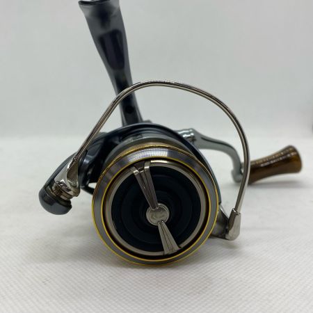 ΨΨ DAIWA ダイワ スピニングリール　23エアリティ LT2500-XH ウッドノブ・箱付 3110603