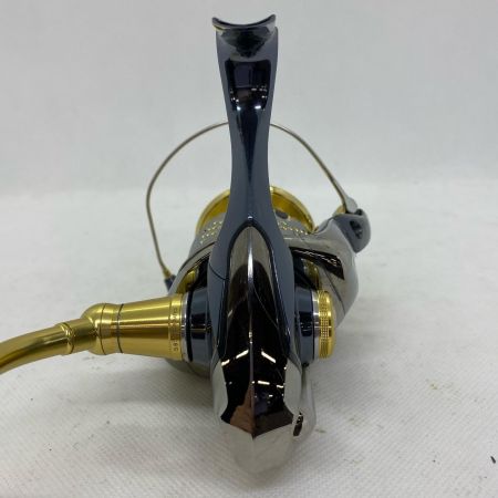 ΨΨ SHIMANO シマノ  スピニングリール　10ステラ3000HG 02435