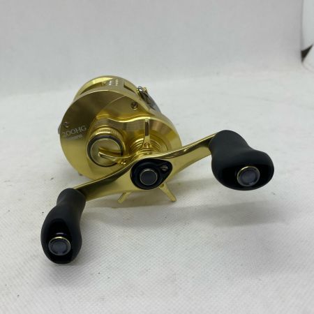 ΨΨ SHIMANO シマノ ベイトリール   21カルカッタコンクエスト200HG 04238