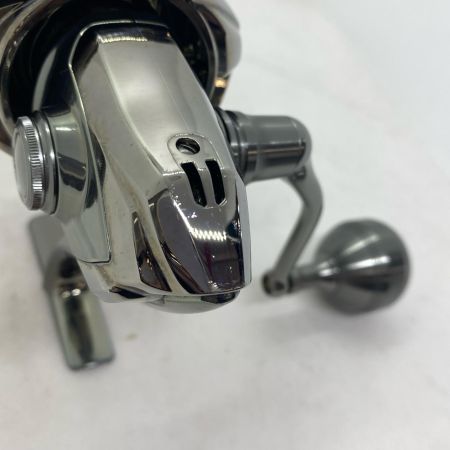ΨΨ SHIMANO シマノ  スピニングリール 　18ステラ C5000XG 03811
