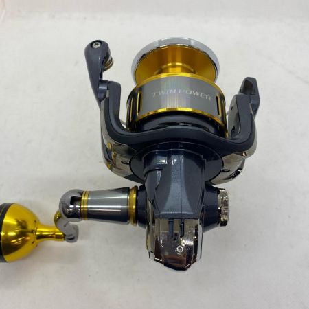 ΨΨ SHIMANO シマノ  スピニングリール　15ツインパワー SW8000HG 03320
