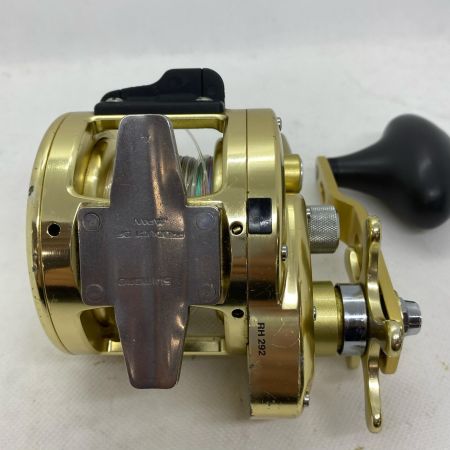 ΨΨ SHIMANO シマノ  ベイトリール  スコーピオン オシアジガー 2000 RH292