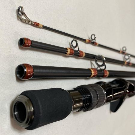 ΨΨ Megabass メガバス シーバスロッド  ヴァルキリーワールドエクスペディションVKC-65MH-4