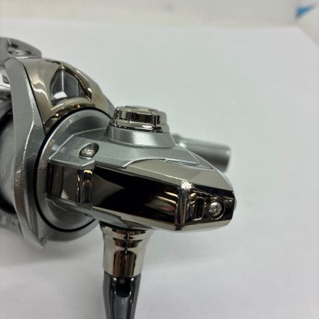 SHIMANO シマノ スピニングリール　21ナスキー2500 043160
