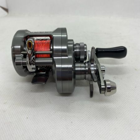 ΨΨ SHIMANO シマノ ベイトリール　23カルカッタコンクエスト BFS XG  045713