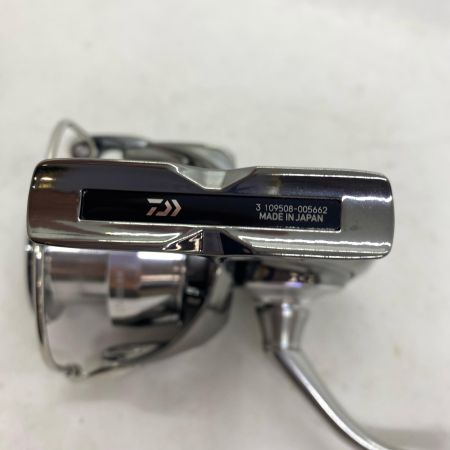 ΨΨ DAIWA ダイワ スピニングリール　22イグジストLT4000-XH 00061104