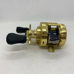 ΨΨ SHIMANO シマノ ベイトリール   21カルカッタコンクエスト201HG 042392 Bランク