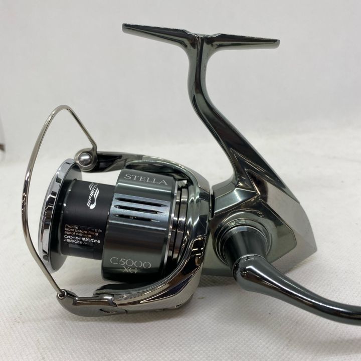 ΨΨ SHIMANO シマノ スピニングリール 22ステラ C5000XG 043979 - 中古