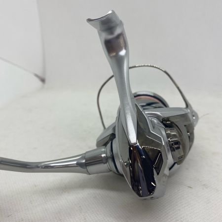 ΨΨ SHIMANO シマノ スピニングリール  23ストラディックC3000HG 045850