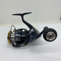 ΨΨ SHIMANO シマノ スピニングリール　17ツインパワーXD C3000HG キズ有 箱付 03745 Bランク