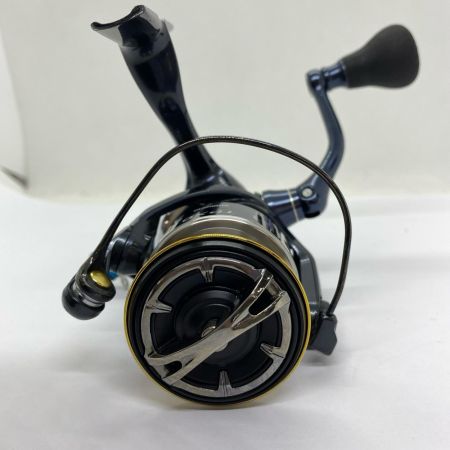 ΨΨ SHIMANO シマノ スピニングリール　17ツインパワーXD C3000HG キズ有 箱付 03745
