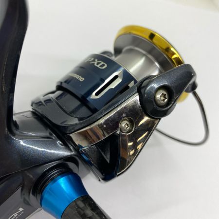 ΨΨ SHIMANO シマノ スピニングリール　17ツインパワーXD C3000HG キズ有 箱付 03745