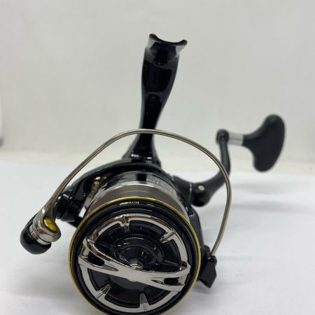 SHIMANO シマノ  スピニングリール　17サステイン C3000HG  03759