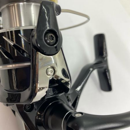 SHIMANO シマノ  スピニングリール　17サステイン C3000HG  03759