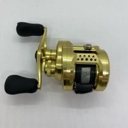 SHIMANO シマノ ベイトリール   21 カルカッタ コンクエスト 201 LEFT 04235 Aランク