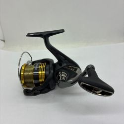 SHIMANO シマノ スピニングリール　22サハラ C3000 044556 Bランク
