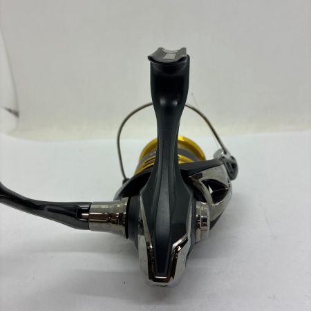 SHIMANO シマノ スピニングリール　22サハラ C3000 044556