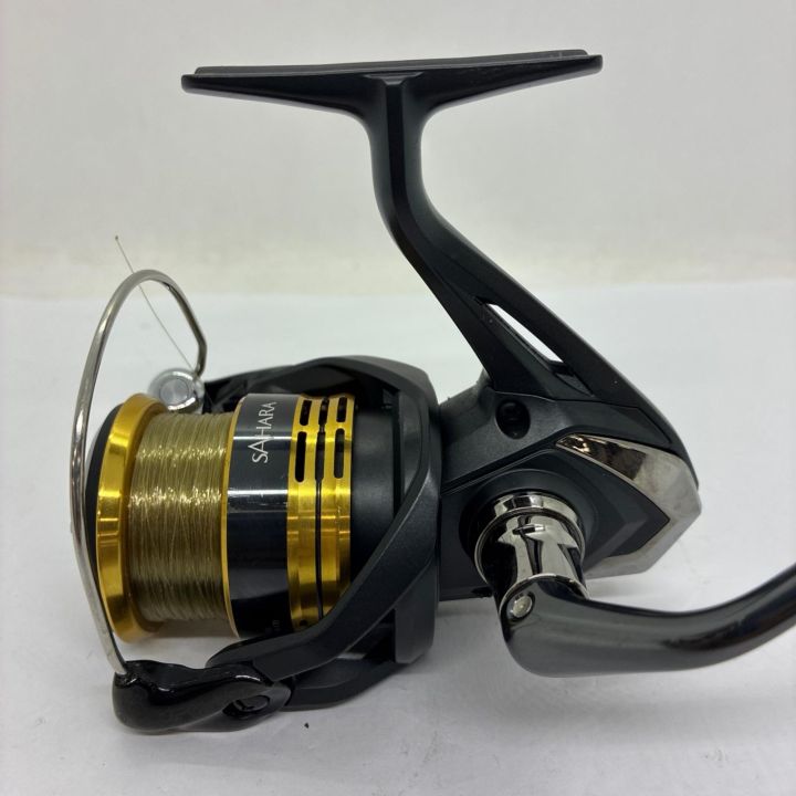 SHIMANO シマノ スピニングリール 22サハラ C3000 044556 - 中古釣り