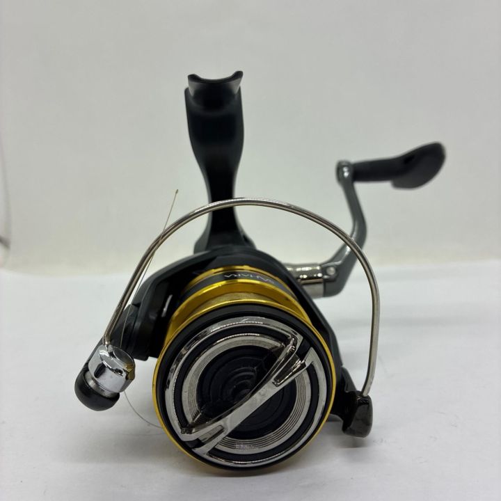 SHIMANO シマノ スピニングリール 22サハラ C3000 044556 - 中古釣り