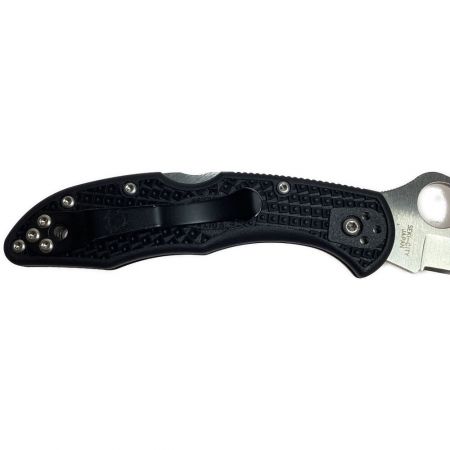 ωω spyderco ナイフ