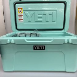 ωω YETi アウトドア BBQ用品 クーラーボックス タンドラ65 Bランク