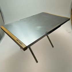 ωω UNIFLAME ユニフレーム 焚き火テーブル　アウトドアテーブル　キャンプ　アウトドア Cランク