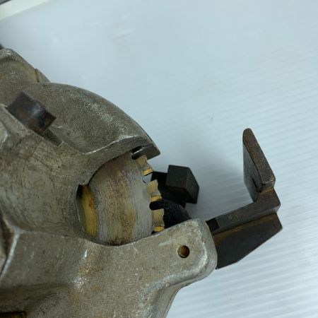  DAIA 鉄筋カッター 本体のみ コード式 100v 使用感有 SDC-32C グレー×グリーン