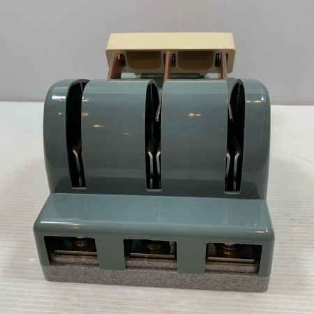  NITTO 工具関連用品 カバースイッチ 3P300A