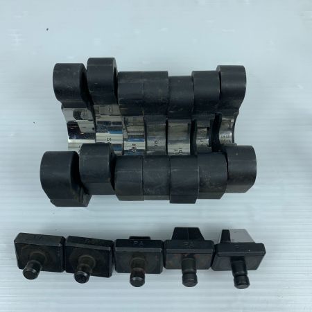  Panasonic パナソニック ケーブルカッター  ブラック 程度B 充電器・充電池1個・ケース付 コードレス式 14.4v  使用感有 EZ4641 ブラック