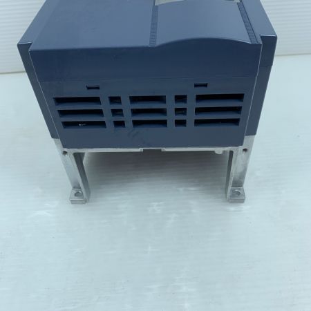  富士電機 インバーター　未使用品 程度A 箱・取説付 2XDF05A0041KJ FRENIC-Mini FRN3.7C2S-2J ネイビー