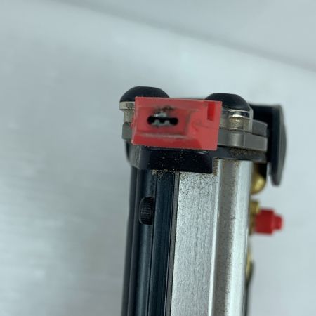  HiKOKI ハイコーキ 高圧エアピン釘打ち　本体のみ　キズ有　55ｍｍ NP55HM ブラック×ゴールド