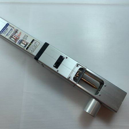  シンワ測定 工具関連用品 測量器具 ケース付 風防下げ振り ピタット2 磁気制動式 77524 シルバー