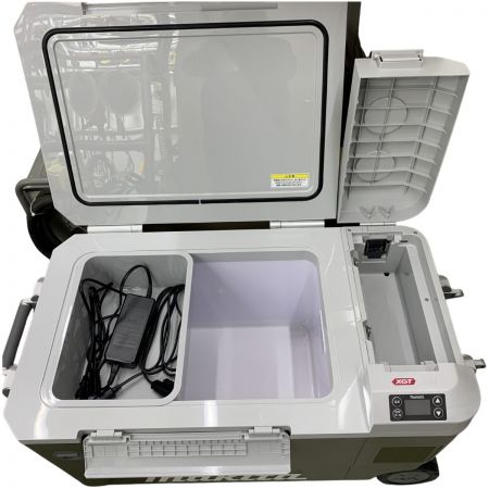  MAKITA マキタ 工具関連用品 冷温庫 コードレス式 230504831 CW002G オリーブ