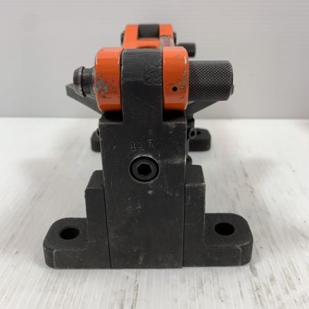  西田製作所 工具関連用品 アングルベンダ/ アングル隈切 ２個セット NC-M-LB50   /    NC-M-LV50 ブラック